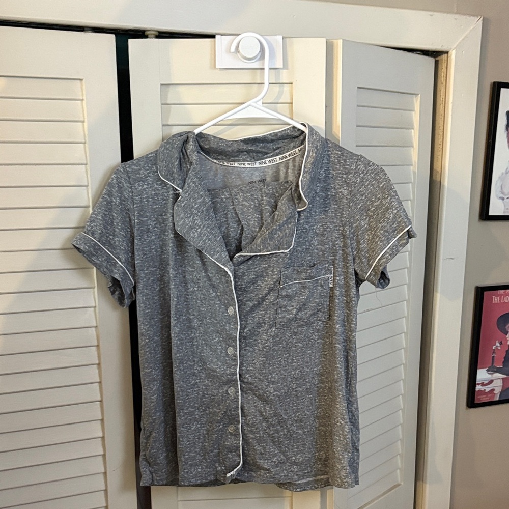 Nine West Gray Pajama Top